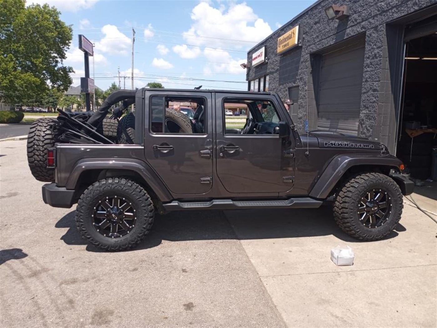 2021 Jeep Gladiator