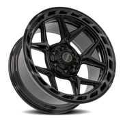 4PLAY 4P55 22x10 -18 6x135mm 106.1mm Gloss Black Brushed Face-Tinted Clear