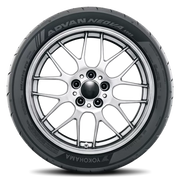 Yokohama Advan Neova AD09 295/30R19XL 100W BSW