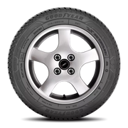 Goodyear Ultra Grip 9+ 185/65R15 88T BSW